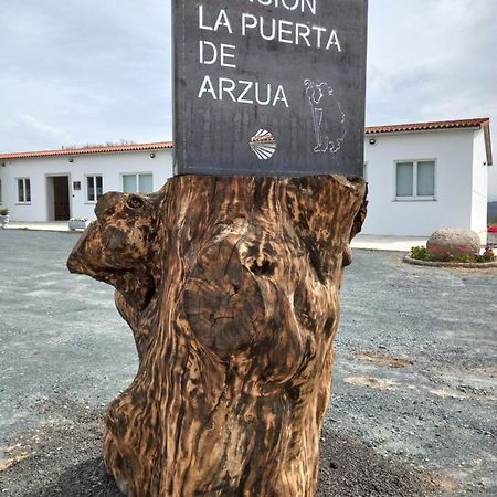 Hotel La Puerta De Arzua Ngoại thất bức ảnh